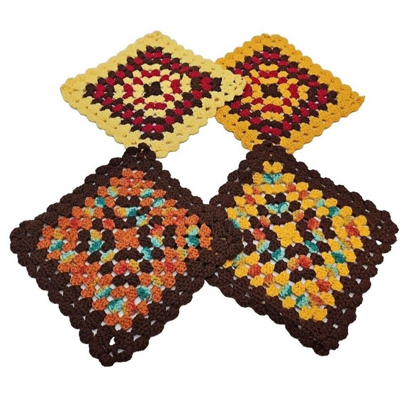 Vintage Kitsch Handmade Crochet Hot Pad Potholder Granny Cottage Core  4 Pieces - Picture 15 of 16